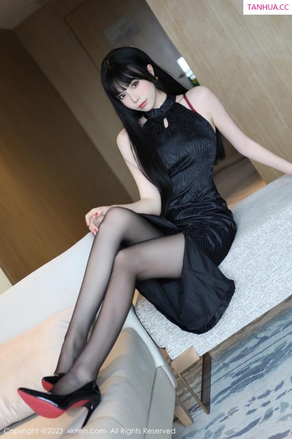   [XiuRen]高清写真图 2023.05.04 No.6666 江七七 黑丝美腿第15张图片